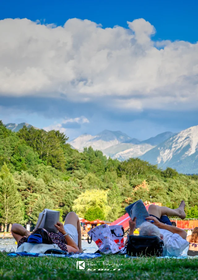 Farniente au plan d'eau du Champsaur