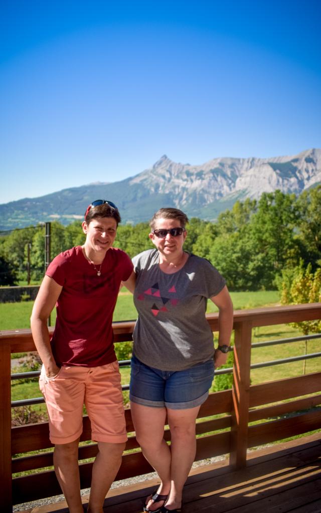 Virginie et Cécile dans la vallée du Champsaur