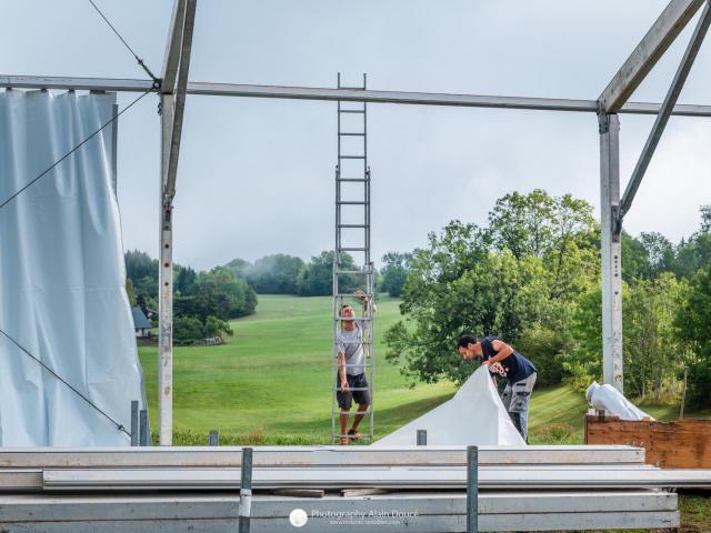 Montage du chapiteau Icare expo - 1er septembre 2022