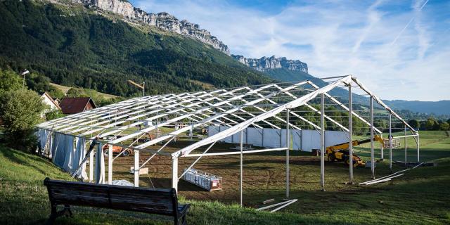 Montage du chapiteau Icare expo - 1er septembre 2022
