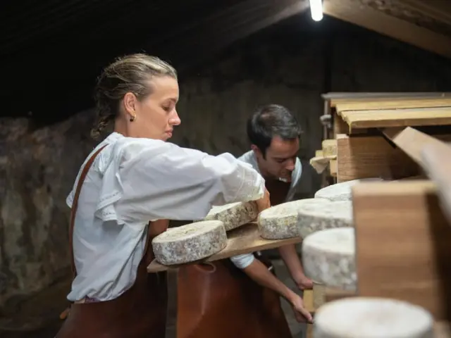 Nedellecguillaume Laiterie Des Marches Histoire Rose Gabriel Depuis 1880 Fête des Fromages de Chartreuse 2026