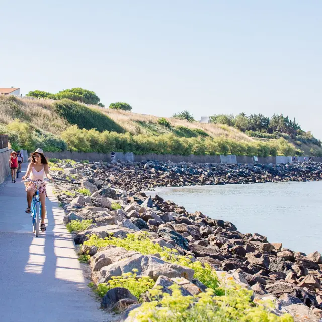 Velo Ami Chatelaillon Conteurs