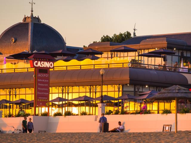 Facade Casino Sunset