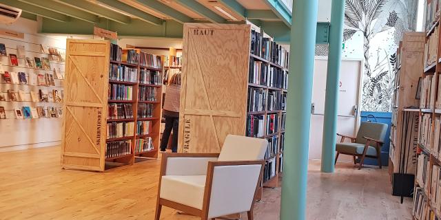 Mediathek Buch
