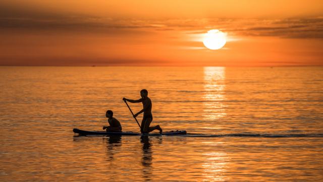 sunset-plage.jpg
