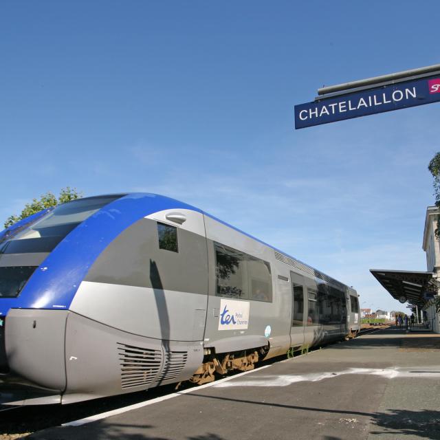 Train Gare Chatelaillon