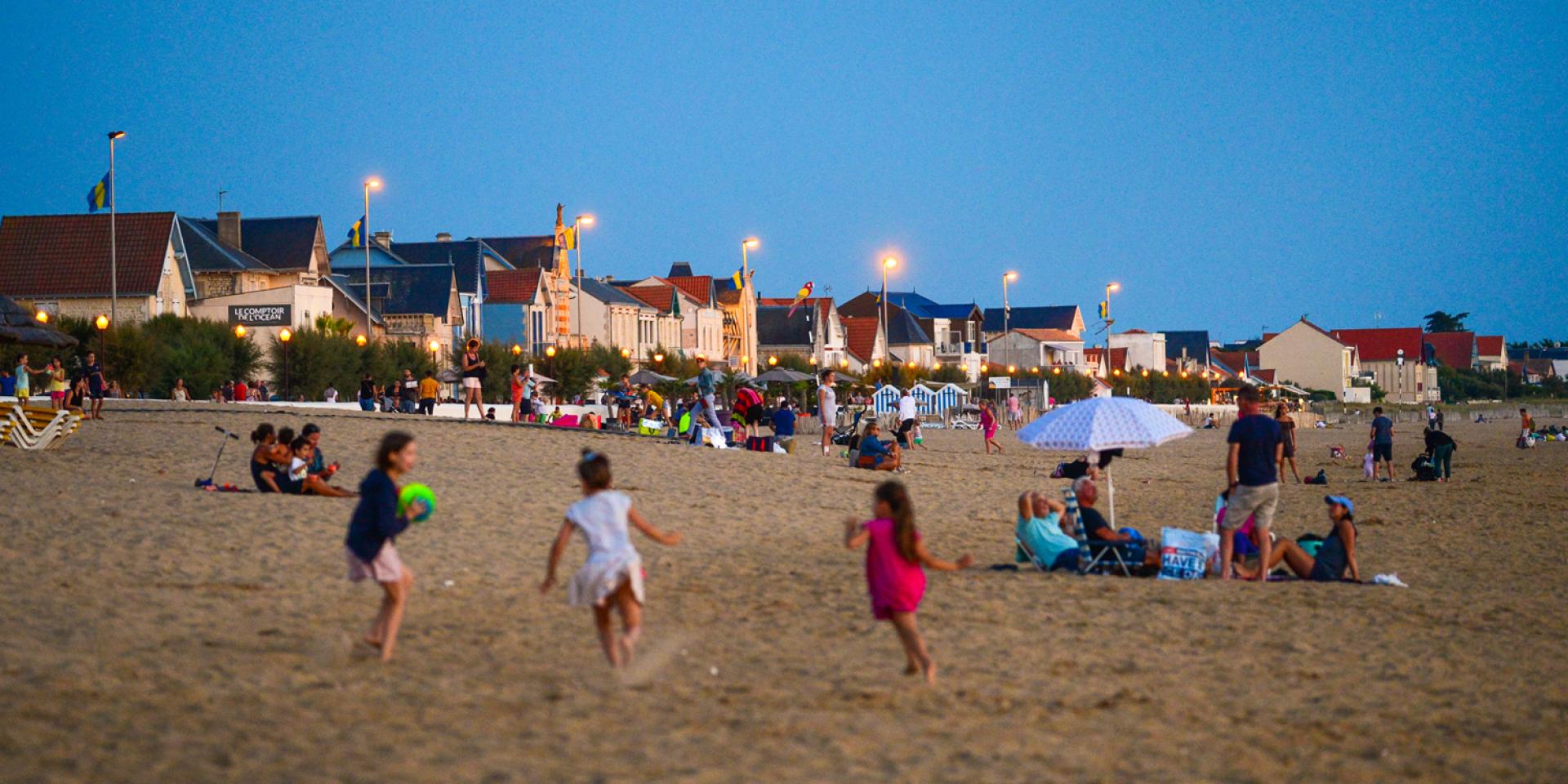 Vacaciones en la playa Chatelaillon infantil