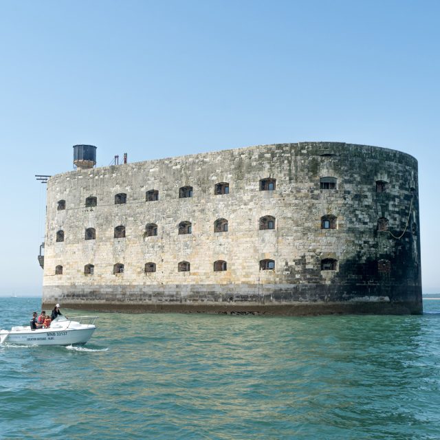 fort-boyard-sam-hammad3-e1773915893919.jpg