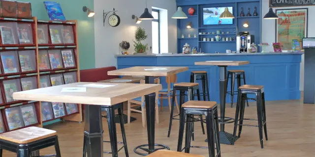 Cafe Mediatheque