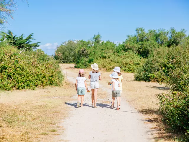 Enfants au Marais Yves