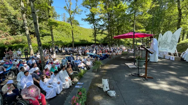 A celebration at Saint-François Wood