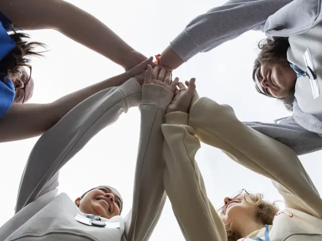 De jeunes bénévoles engagés à la Cité Saint-Pierre