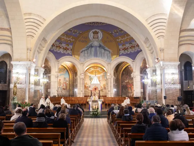 La somptueuse Basilique Rosaire du Sanctuaire de Lourdes