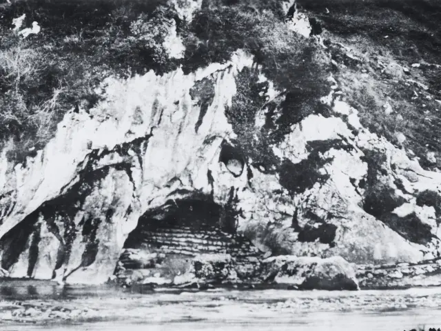 La Grotte de Massabielle au Sanctuaire de Lourdes