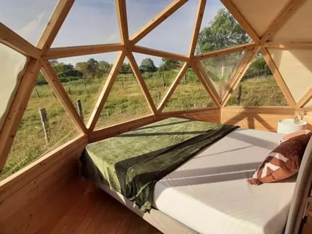 Idée week-end en amoureux : dormir sous les étoile dans le dôme de Vignoble Insolite