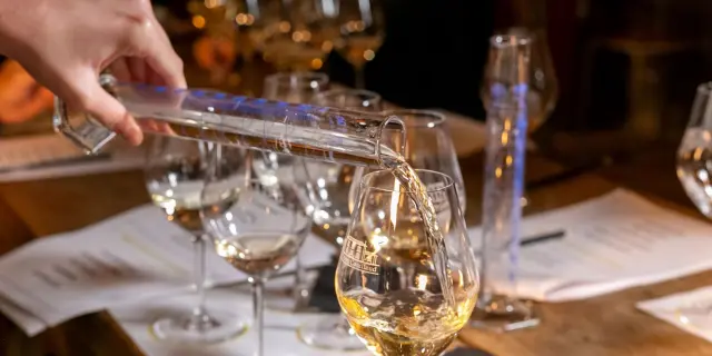 Team Building activity in the Vignoble Nantais: Creation of Cuvée-Château de la Ragotière