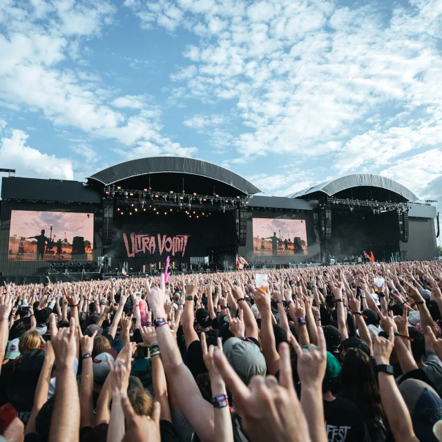 Festival-goers in front of Hellfest Mainstages 2019