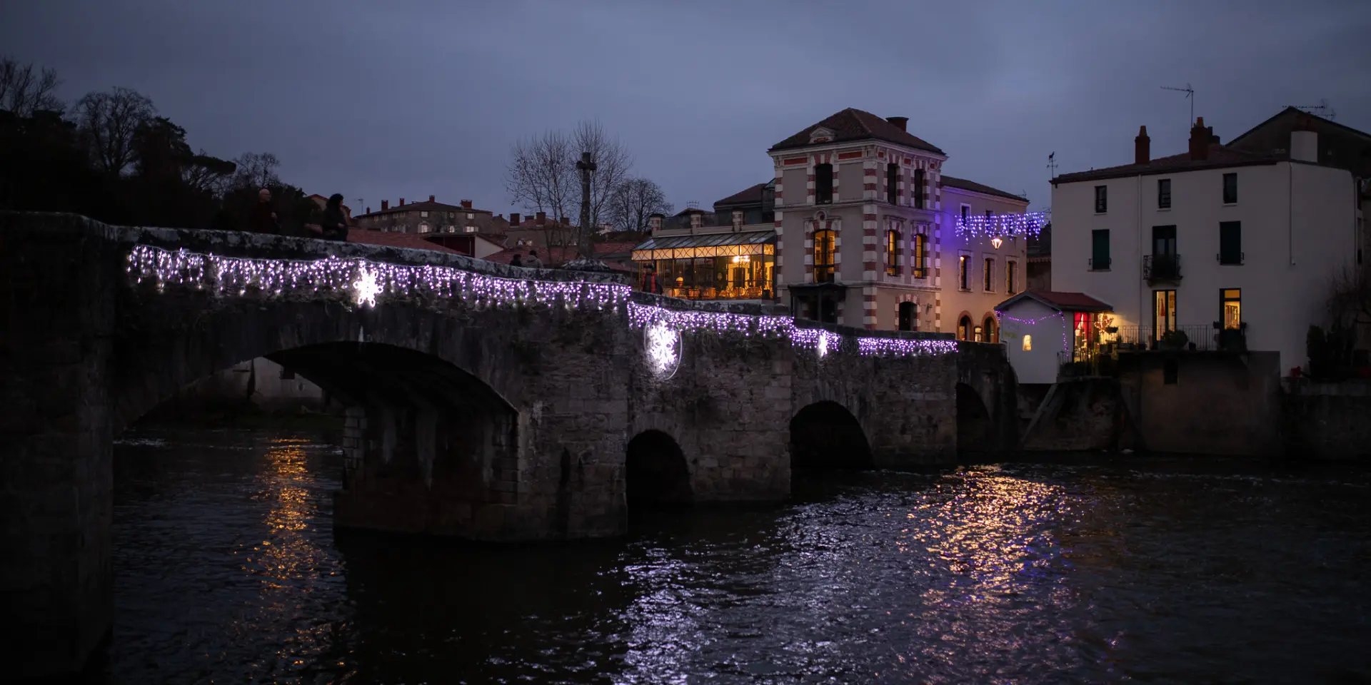 Que faire pendant les vacances de Noël à Clisson : Les illuminations et le marché de Noël