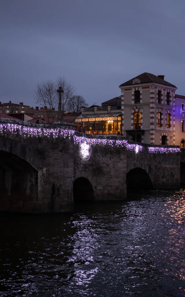 What to do during the Christmas holidays in Clisson: The illuminations and the Christmas market