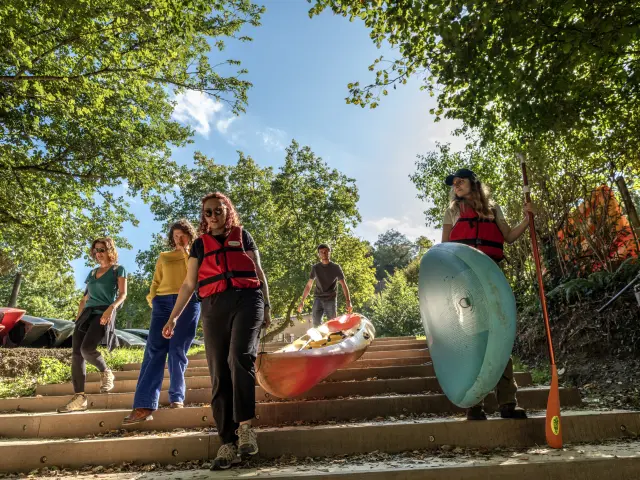 Activities and leisure in the Nantes vineyards: Canoeing on the Maine at Pont Caffino