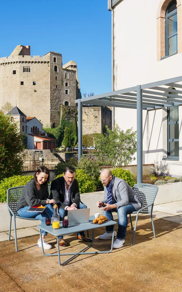 Business meetings and breaks: seminar in Clisson