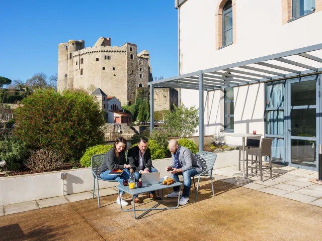 Business meetings and breaks: seminar in Clisson