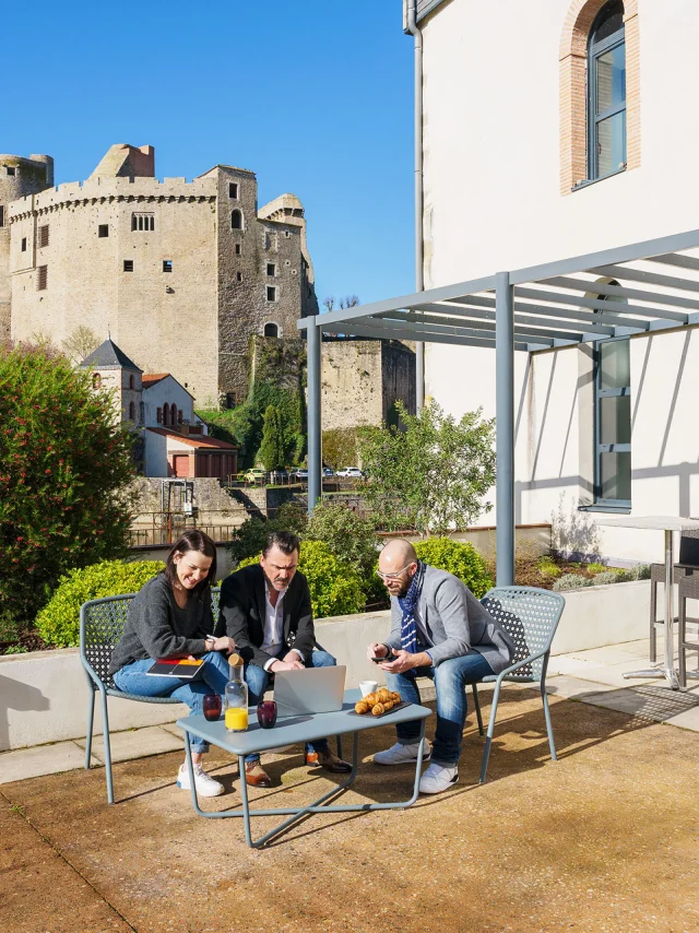 Business meetings and breaks: seminar in Clisson