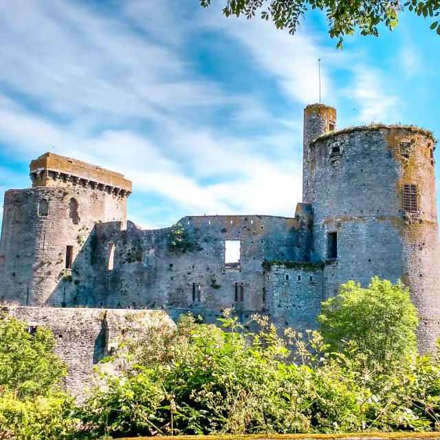 Nos incontournables : Le château de Clisson
