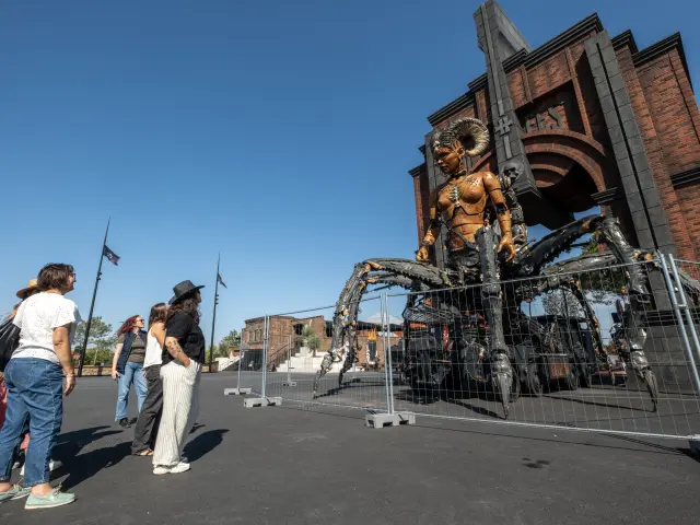 Séminaire Hellfest : des visites guidées sur le site du Hellfest, plus grand festival metal du monde