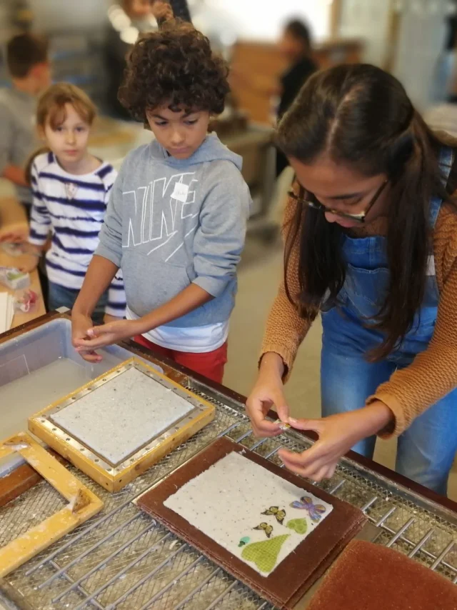 Children's activities during your family weekend: Paper-making at Moulin du Liveau Gorges