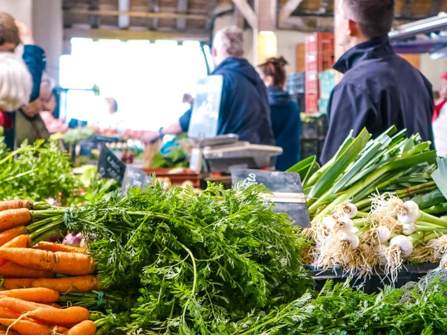 Terre maraîchère et Saveurs locales: local produce from market gardening in the Vignoble Nantais at the Clisson market