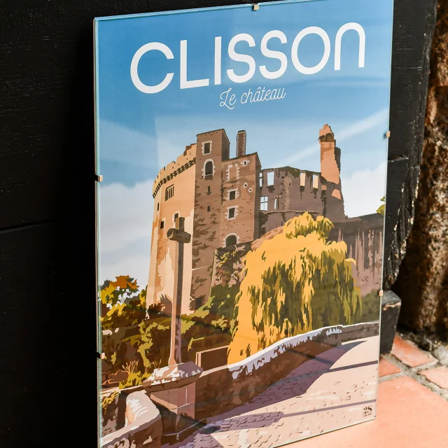 The Tourist Office shop, Clisson souvenirs and local products. The identity collections: vintage Clisson products