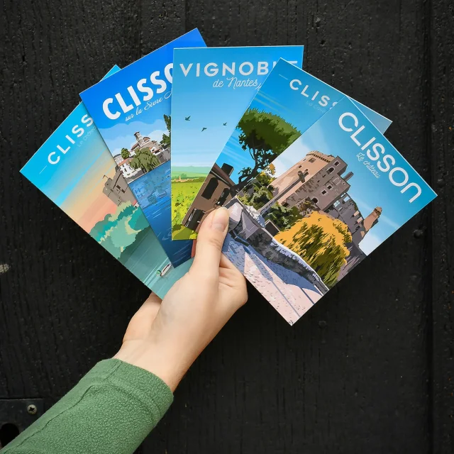 The Tourist Office shop, Clisson souvenirs : Vintage postcard Clisson