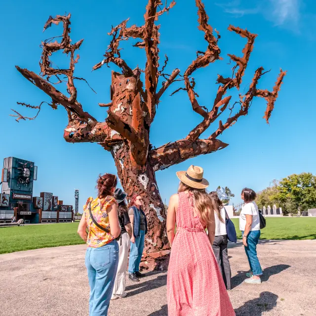 Des visites guidées sur le site du Hellfest, plus grand festival metal du monde