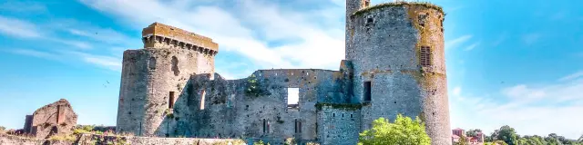 Our must-sees: Château de Clisson