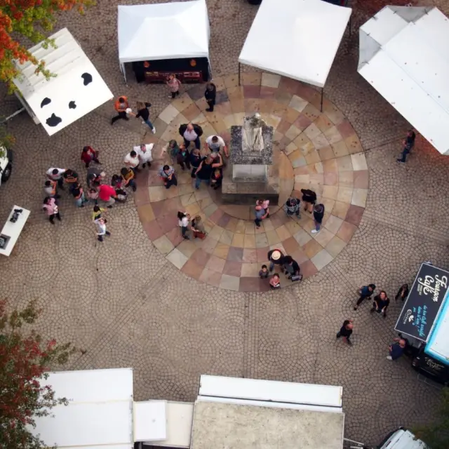 36d01c38 4bd6 4a2e 9fde 0fb55eb10195