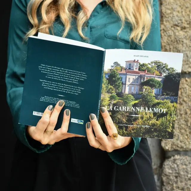 Livre La Garenne Lemot - idées cadeaux de Noël