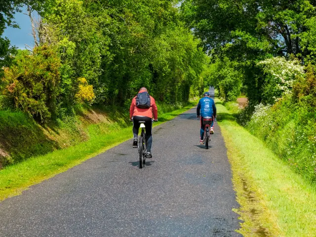 Boucle du Vignoble à Vélo près de la Regrippière et l'itinérence vélo dans la campagne du Vignoble Nantais avec Sylvain Le Bourdonnec du blog Ma vie en Loire-Atlantique