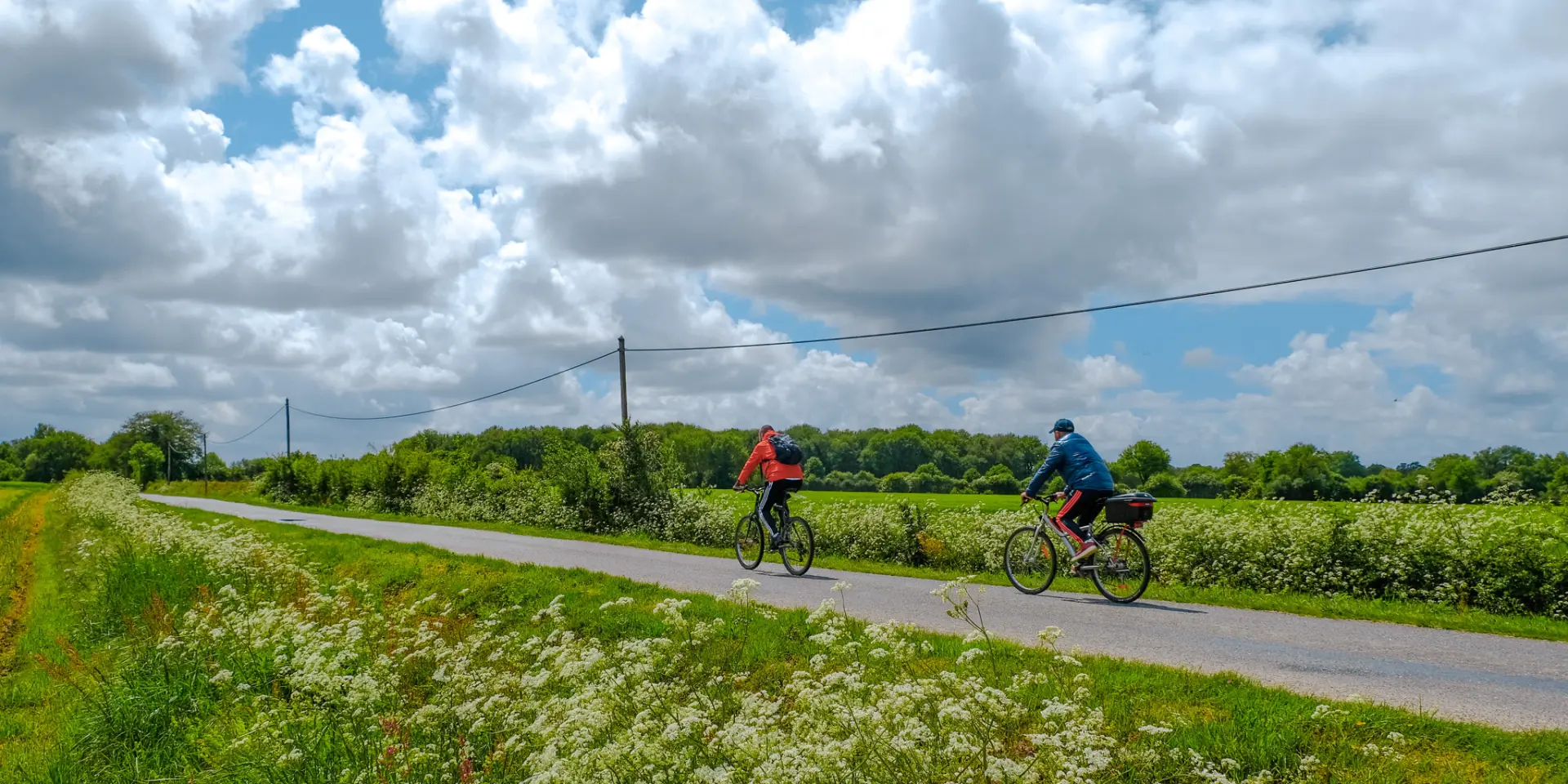 Boucle du Vignoble à Vélo près de la Regrippière et l'itinérence vélo dans la campagne du Vignoble Nantais avec Sylvain Le Bourdonnec du blog Ma vie en Loire-Atlantique