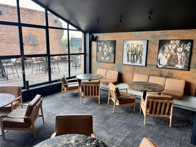 Séminaire Hellfest : dans la salle du Hellcity, sur le site du Hellfest - plus grand festival metal du monde