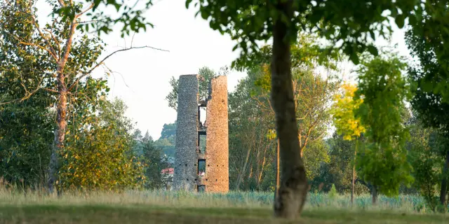 photo of the mill at la chapelle basse mer.