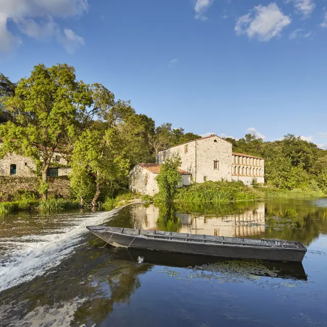 Que faire quand il pleut dans le Vignoble Nantais : visiter le Moulin à papier du Liveau à Gorges
