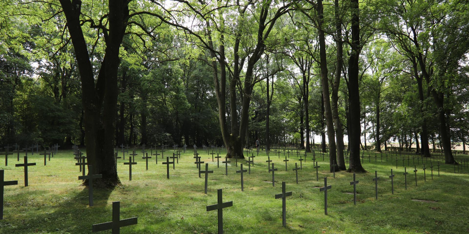German Necropolis Saint Laurent Blangy
