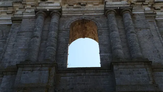 The Towers of Mont-Saint-Eloi