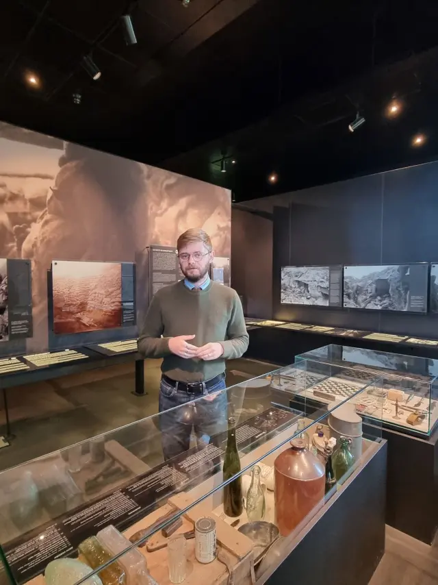 Visite Guidée du Centre d'histoire Du Memorial 14 18 Notre Dame De Lorette