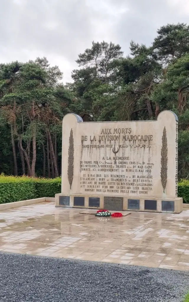 Monument Division Marocaine Sarah Roynette Lens Tourisme