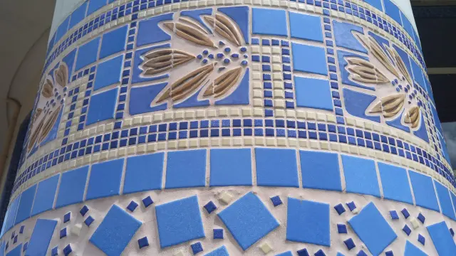 Mosaique des colonnades de la galerie thermale de Contrexéville