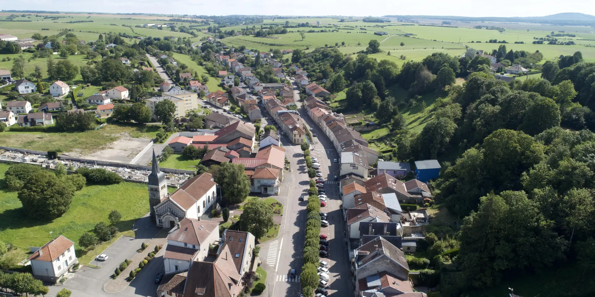 Vue aérienne de Contrexéville