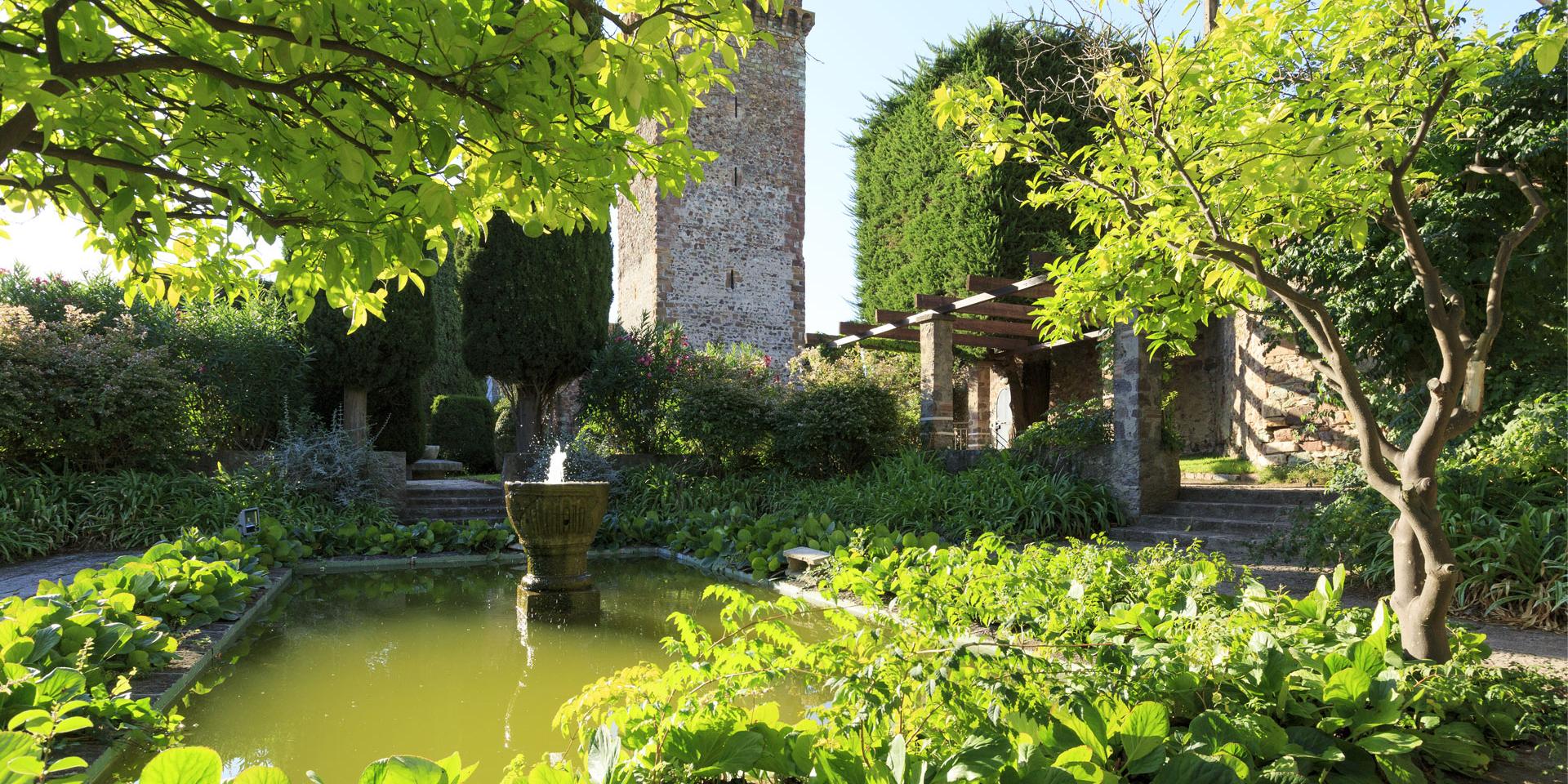 Cover Chateau Napoule Cmoirenc 138120 1920x1080 1