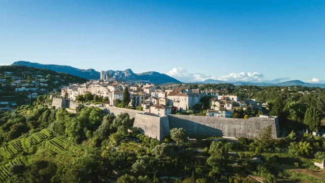 Saint-Paul de Vence : village perché emblématique de la Côte d’Azur